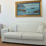 La Casa In Piazza Massa Lubrense