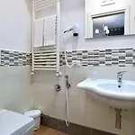 La Casa In Piazza 4* マッサ・ルブレンセ