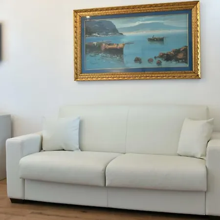 La Casa In Piazza Massa Lubrense